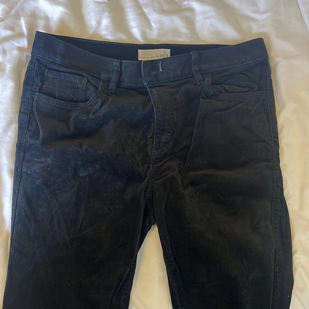 Loft Black Velvet Modern Skinny pants. Size 6.